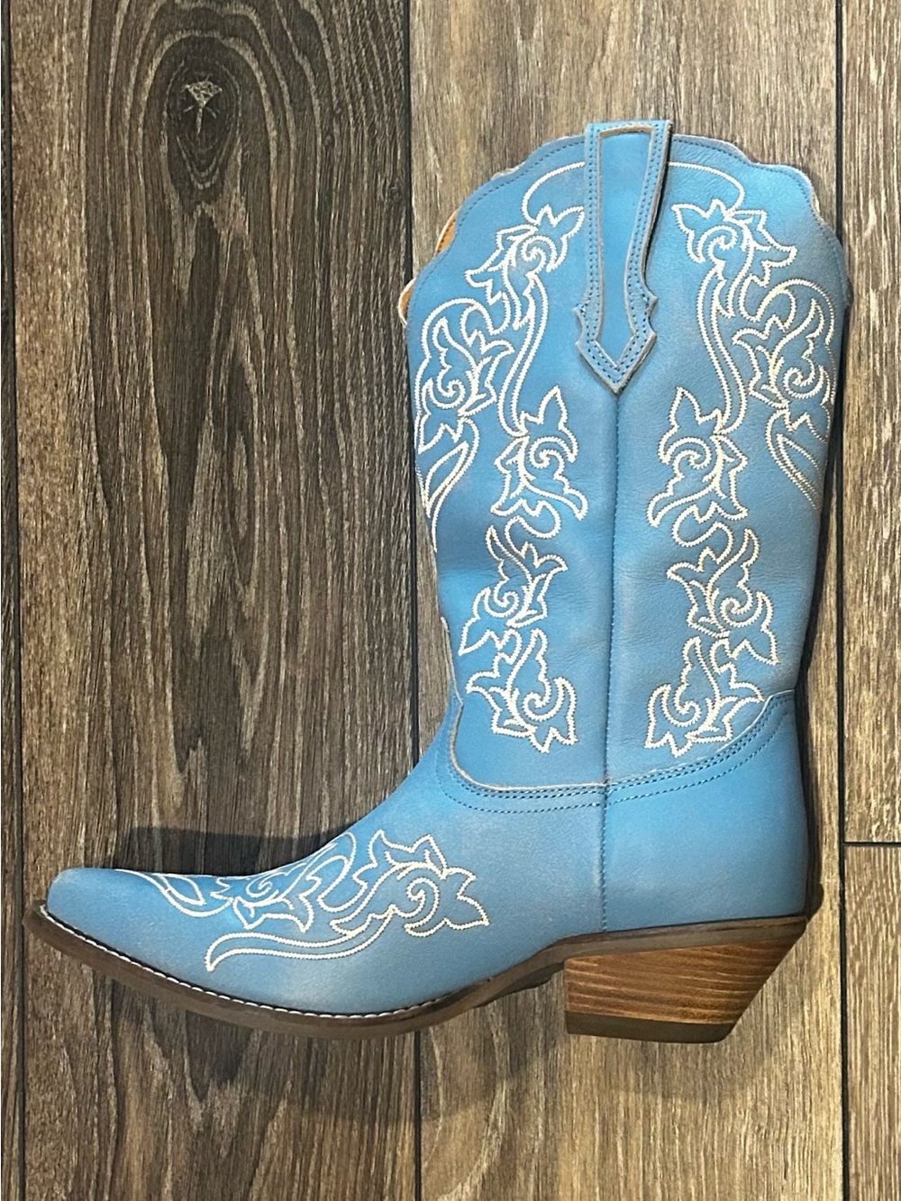 Dingo Embroidered Blue Western Boots